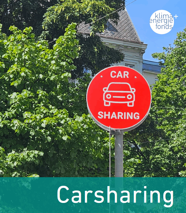 Carsharing-Schild umgeben von Bäumen und ein Titel 