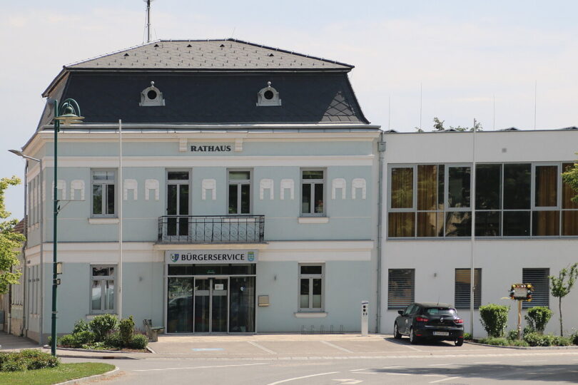 Rathaus Absberg von außen