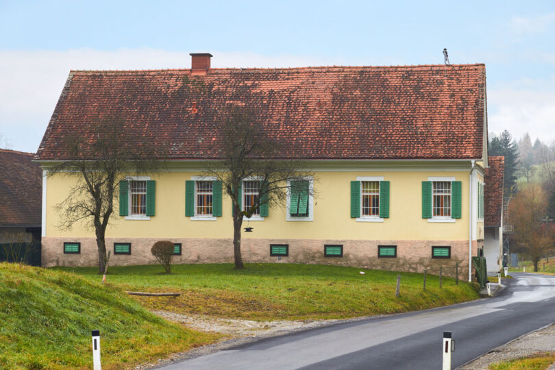 Haus im Hügelland