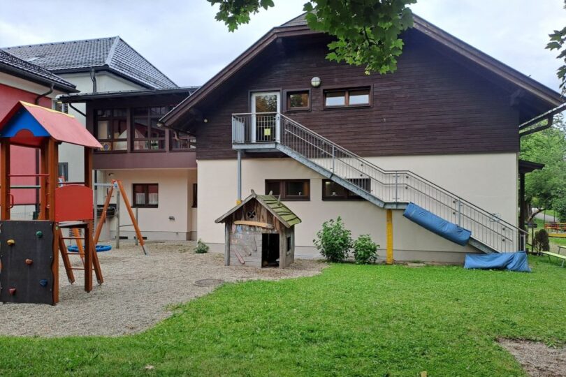 Rückseite des Hauses mit Garten